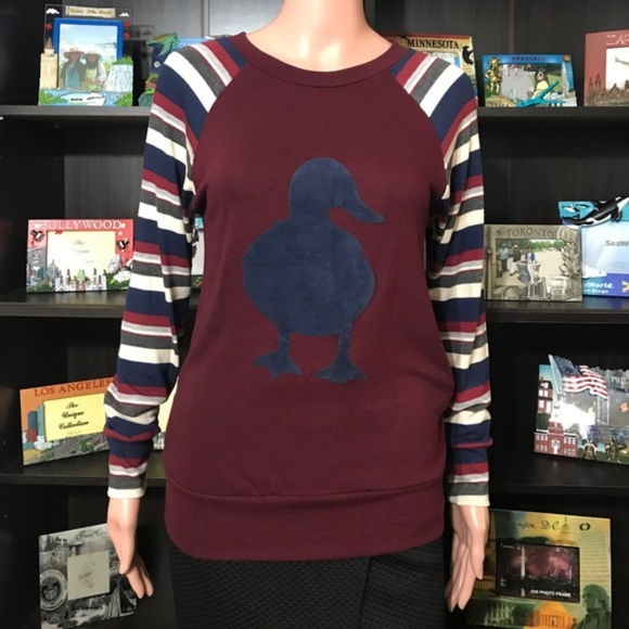 Faux Suede Duck Sweater - Picture 3 of 8